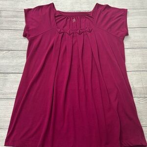 a.n.a. Magenta Short Sleeve Knit Top